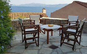 Athina Guesthouse